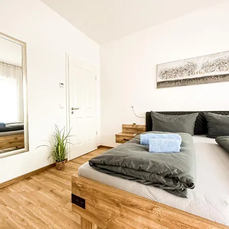 Modernes Luxus-apartment Im Leipziger Zentrum Apartment